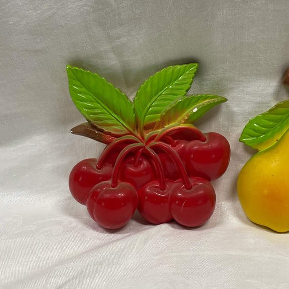 Vintage 1970s Mid Century Pair of Fruit Wall Art - Picture 2 of 6